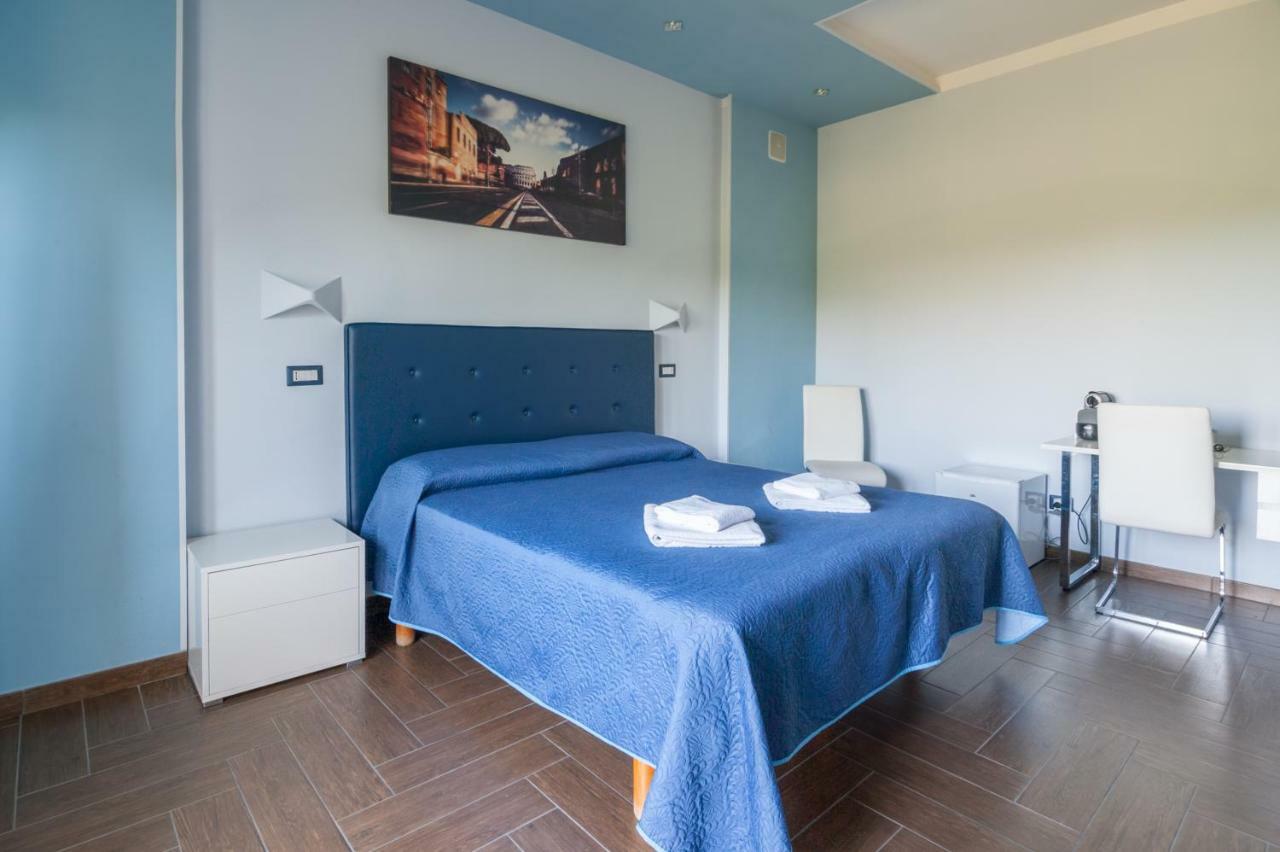 Hotel World Wide Bed - Prenestino Rom Exterior foto